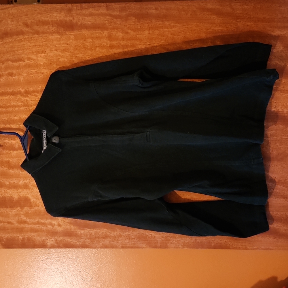 💯80's Vintage Black Pull-Over Collared Top